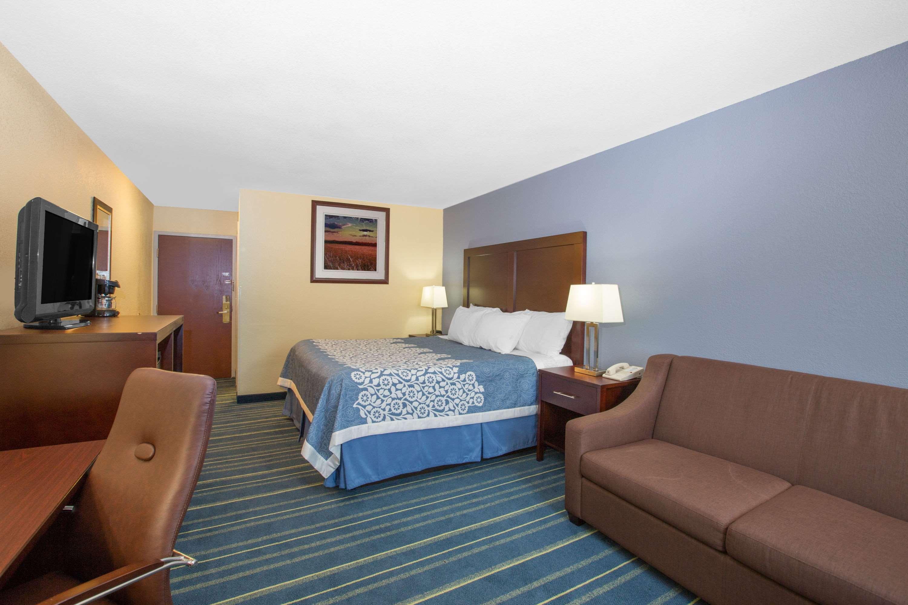 Days Inn By Wyndham Grand Island Buitenkant foto